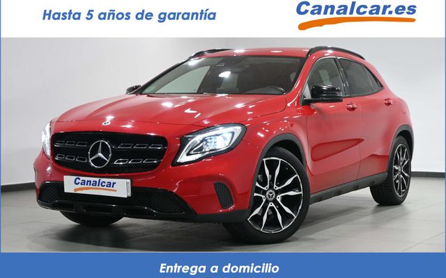 Mercedes-Benz GLA 180 7G-DCT