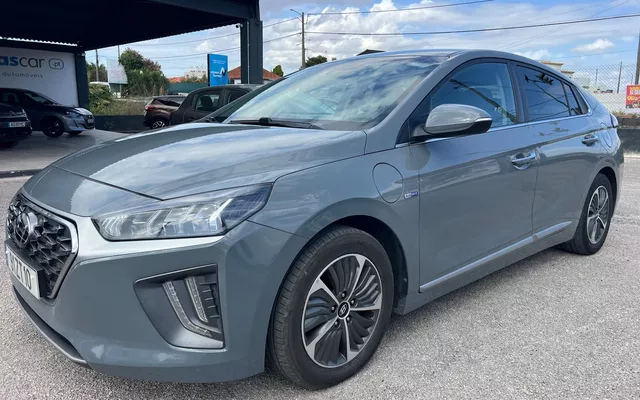 Hyundai Ioniq 1.6 GDI HEV Hybrid Tech