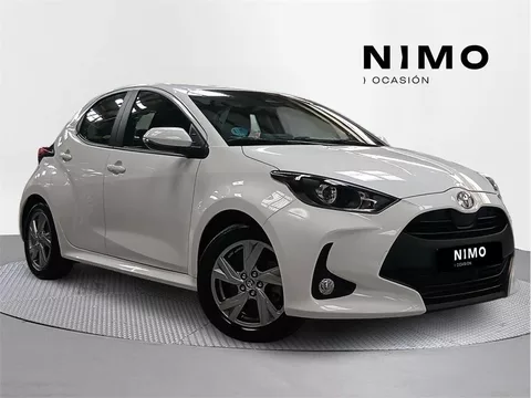 TOYOTA Yaris Yaris 120H 1.5 Active Plus - 23900€ en Jerez de la frontera