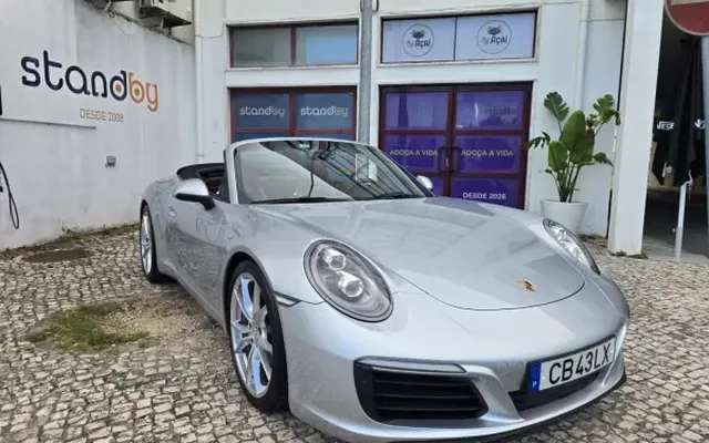 Porsche 911 2018 Carrera Cabriolet PDK