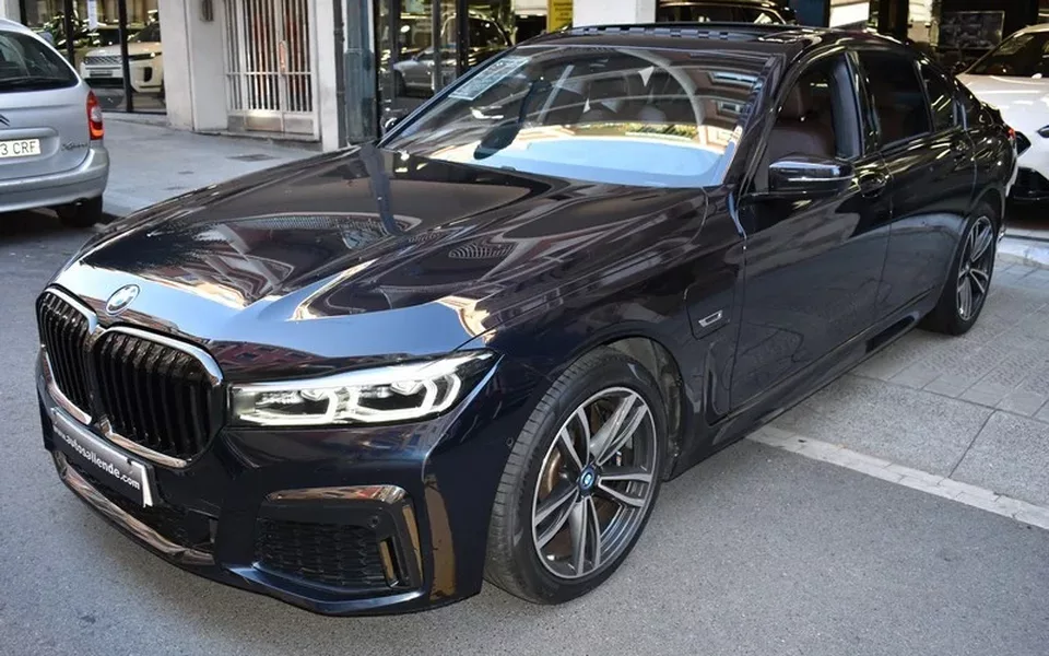 BMW Serie 7 745e - 52999€ en Bilbao