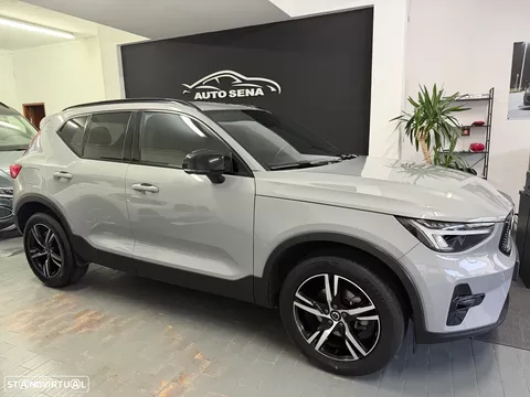 Volvo XC 40 1.5 T2 Plus Dark Auto