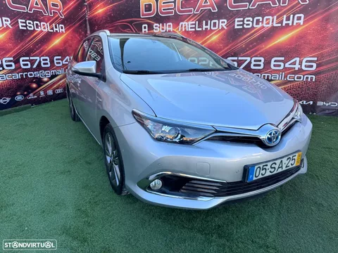 Toyota Auris Touring Sports 1.8 HSD Exclusive +Sky+Navi