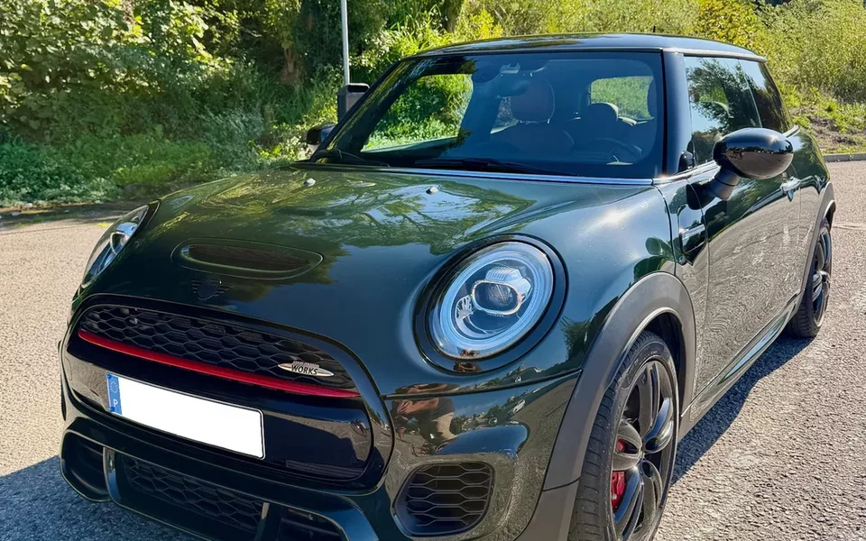 MINI 3 Portas John Cooper Works Auto Desportiva