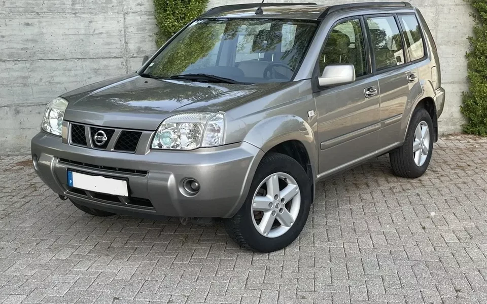 Nissan X-Trail 2.2 DCi Columbia Premium 2WD