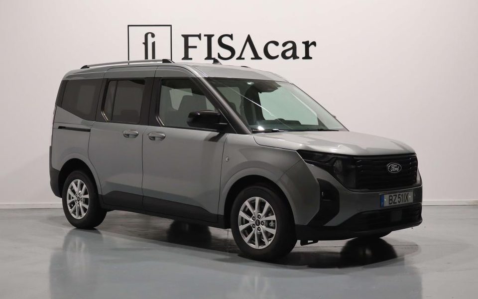 FORD TOURNEO COURIER 1.0 ECOBBOST TITANIUM