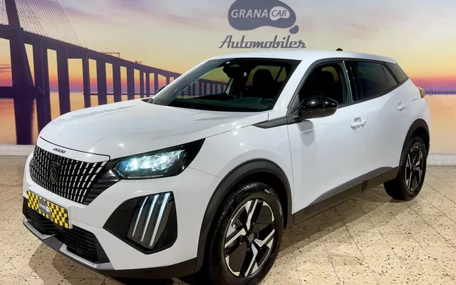 Peugeot 2008 1.2 Hybrid Allure e-DCS6