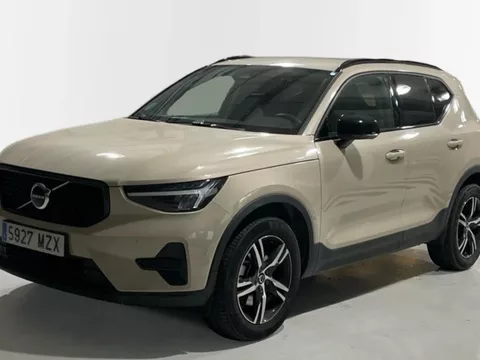 VOLVO XC40 XC40 2.0 B3 PLUS DARK AUTO 5P