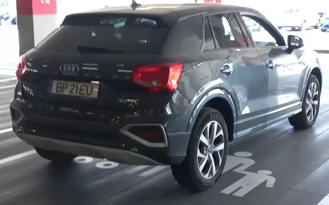 Audi Q2 30 TDI Advanced