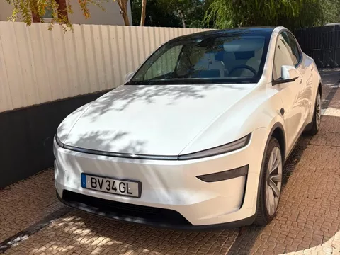 Tesla Model Y Long Range Tração Traseira