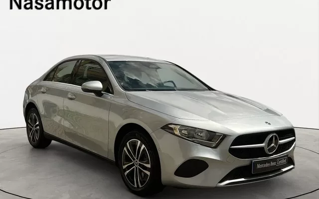 Mercedes-Benz A 250 Limousine
