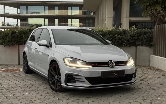 VW Golf GTI 2.0 TSI OPF DSG Performance
