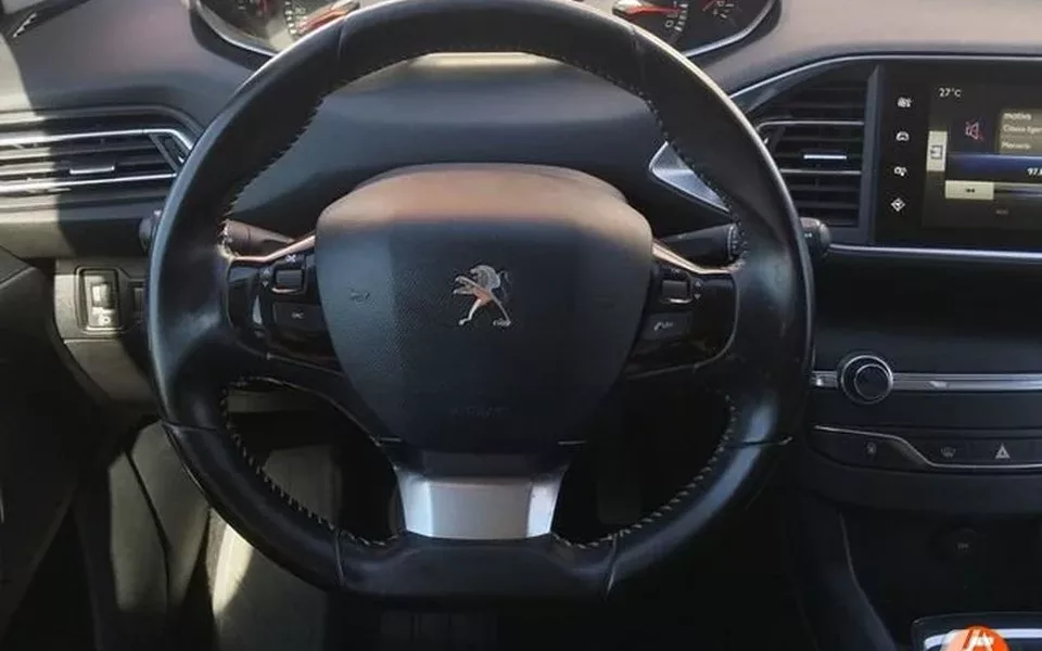 PEUGEOT 308 308 SW 1.2 PureTech S&S Style 130