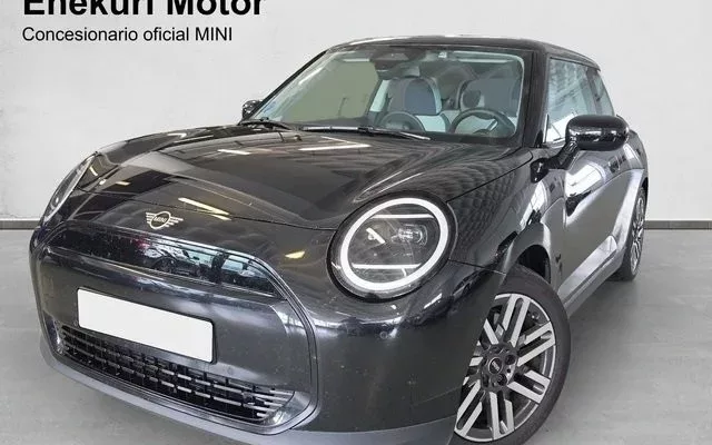 MINI Mini Mini Cooper E Essential