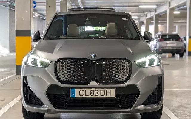 BMW iX1 xDrive30 M Sport Pack