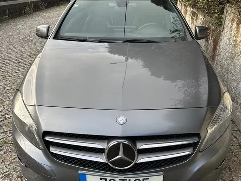 Mercedes-Benz A 180