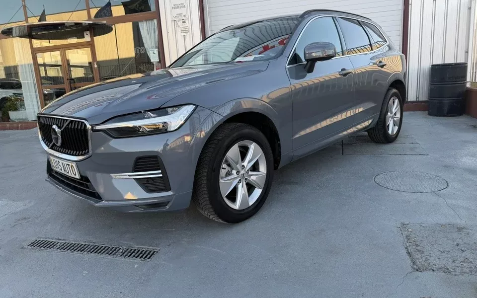 VOLVO XC60 XC60 B4 Core AWD Aut.