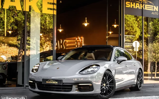 Porsche Panamera 4 E-Hybrid