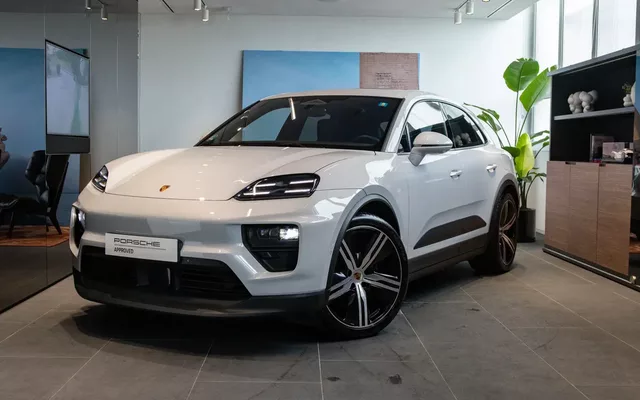 Porsche Macan Electric 4