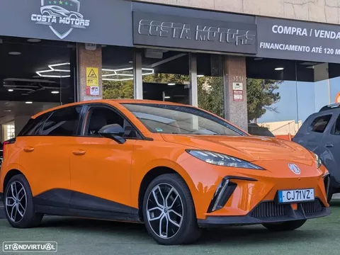 MG MG4 64 kWh Luxury
