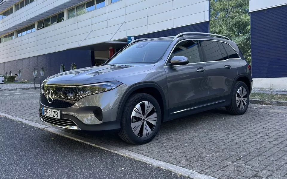 Mercedes-Benz EQB 250+ Progressive