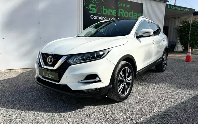 Nissan Qashqai 1.5 dCi N-Connecta J18+Led