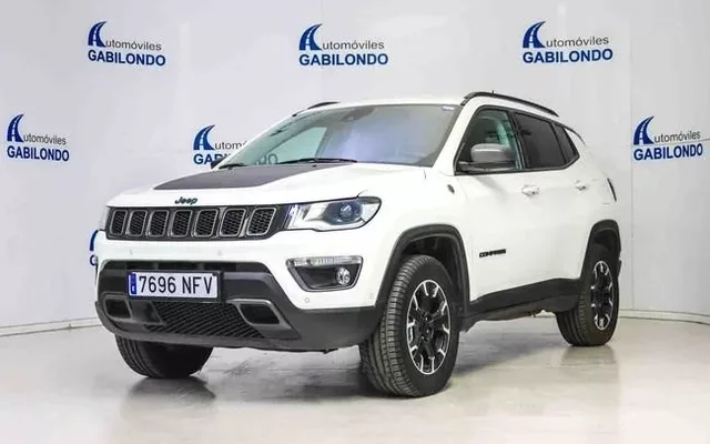 JEEP Compass Compass 1.3 PHEV Trailhawk EAWD Aut. 240 - 19900€ en Valladolid