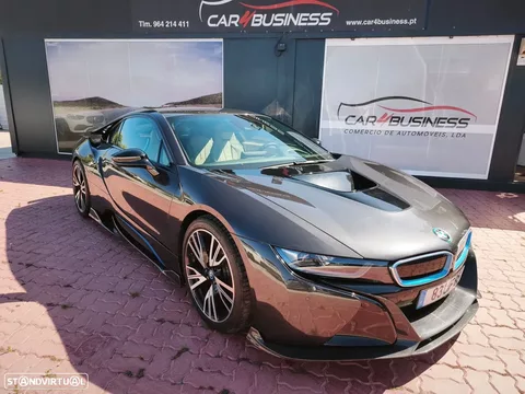 BMW i8