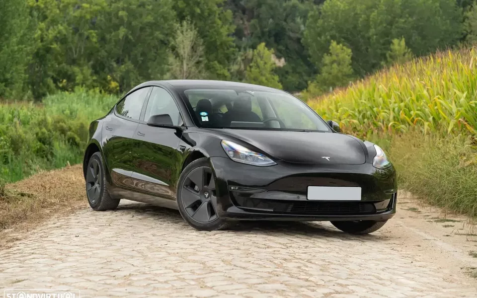 Tesla Model 3 Long-Range Dual Motor AWD
