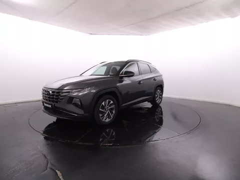 Hyundai Tucson 1.6 CRDi 115cv Vanguard / Vidros Escurecidos / Cam. Traseira / JLL18