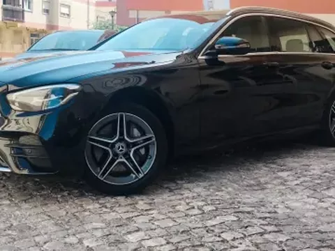 Mercedes-Benz E 300 2022 de 9G-TRONIC AMG Line