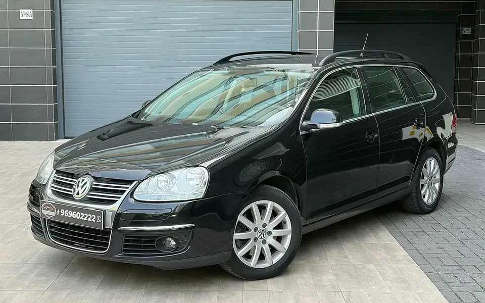 VW Golf Variant 2.0 TDi DPF Sportline DSG