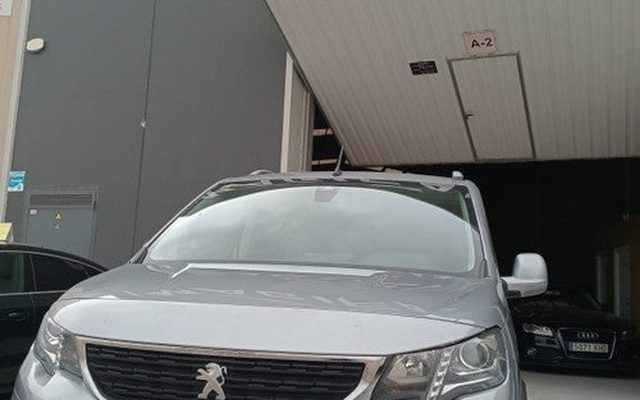 PEUGEOT Rifter 1.5BlueHDi S&S Long Allure Pack 100