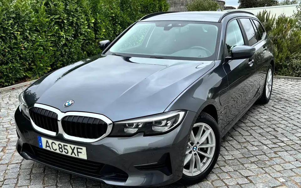 BMW 330