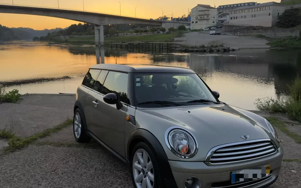 MINI Clubman Cooper D