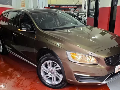 Volvo V60 Cross Country 2.0 D3 Momentum