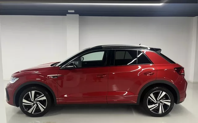 VOLKSWAGEN T-Roc T-Roc 1.5 TSI R-Line kW DSG7 110KW - 28890€ en Barcelona capital