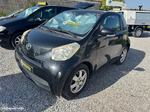 Toyota iQ 1.0 VVT-i