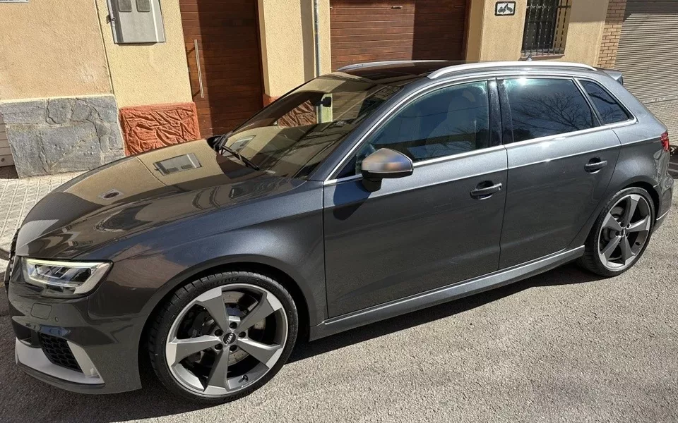 AUDI A3 RS3 Sportback quattro S tronic 294kW