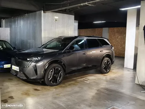 Peugeot E-5008 73 kWh GT