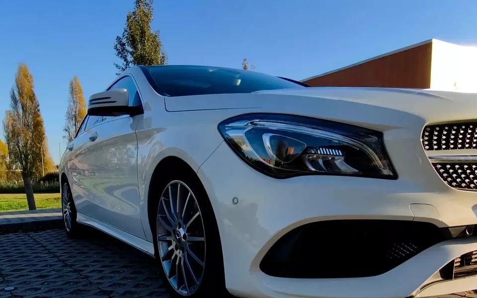Mercedes-Benz CLA 220