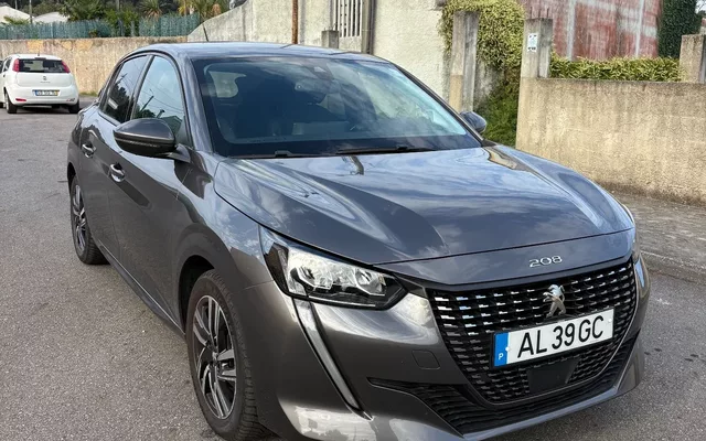 Peugeot 208 1.5 BlueHDi Allure Pack
