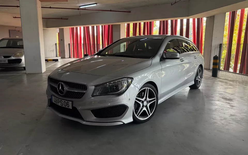 Mercedes-Benz CLA 220 d Shooting Brake AMG Line Aut.