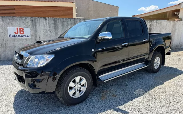Toyota Hilux 2.5 D-4D 4WD CD Tracker