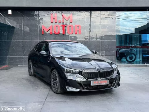 BMW 530 e Pack Desportivo M Pro