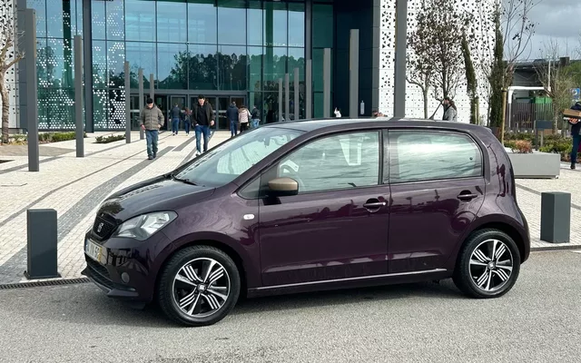 SEAT Mii 1.0 Cosmopolitan