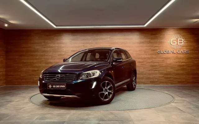 VOLVO XC60 2.0 D4 R-Desgn Kinetic Auto