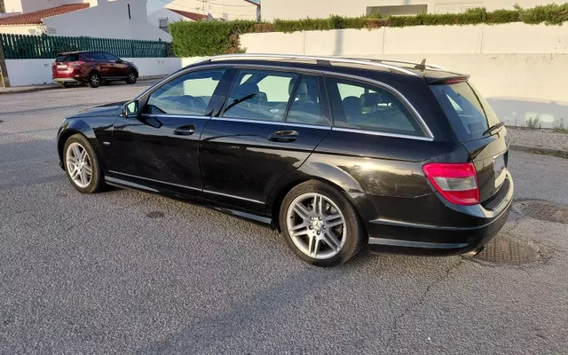Mercedes-Benz C 220