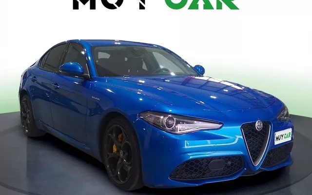 ALFA ROMEO Giulia Giulia 2.2 Diesel Veloce ATX 210