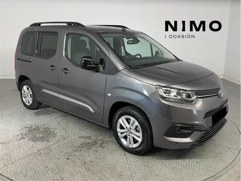TOYOTA Proace City Verso PROACE CITY VERSO Family EV 50kWh 136CV Active L1